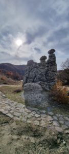 The Stone Dolls, Kuklici